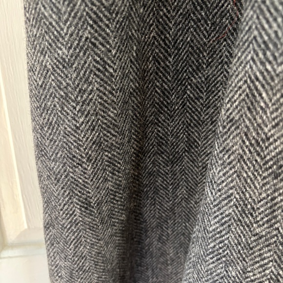 VTG Alorna Herringbone Gray Wool Blend Cape Black Trim Neck Scarf Union USA Made - Picture 13 of 15